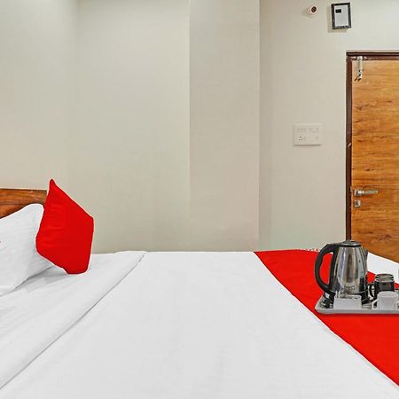 Hotel O Night Eye Hyderabad Exterior foto