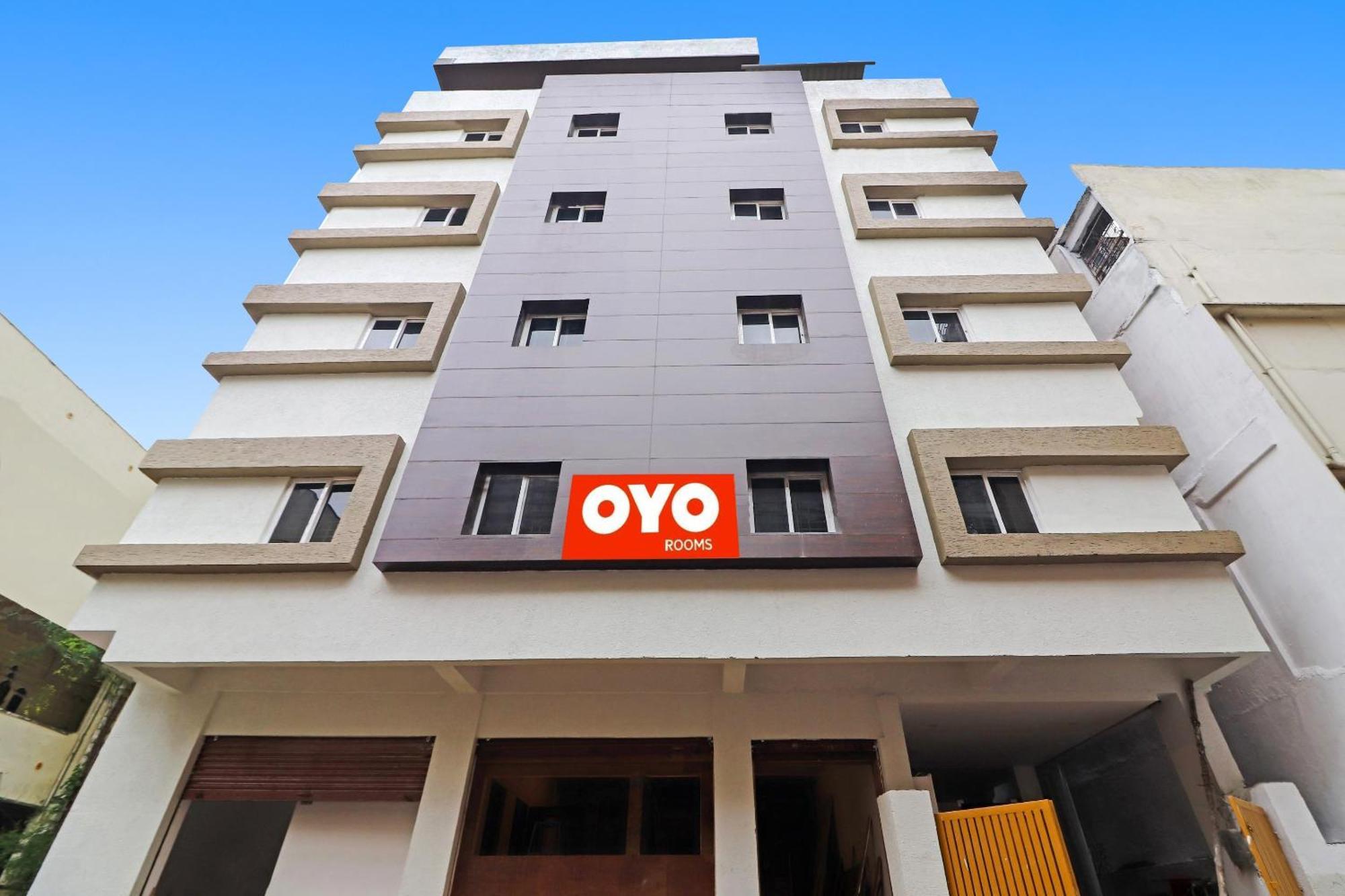 Hotel O Night Eye Hyderabad Exterior foto